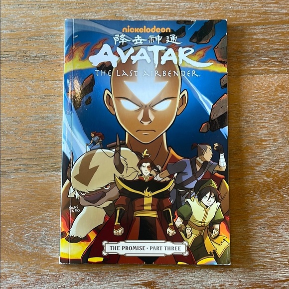 Avatar: The Last Airbender Graphic Novel The Promise: Part Three - Picture 1 of 4